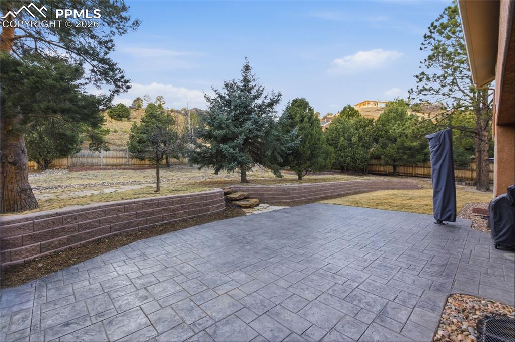 Image 44 of 50: Patio