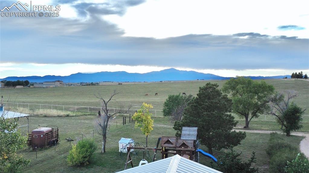 Image 34 of 38: View