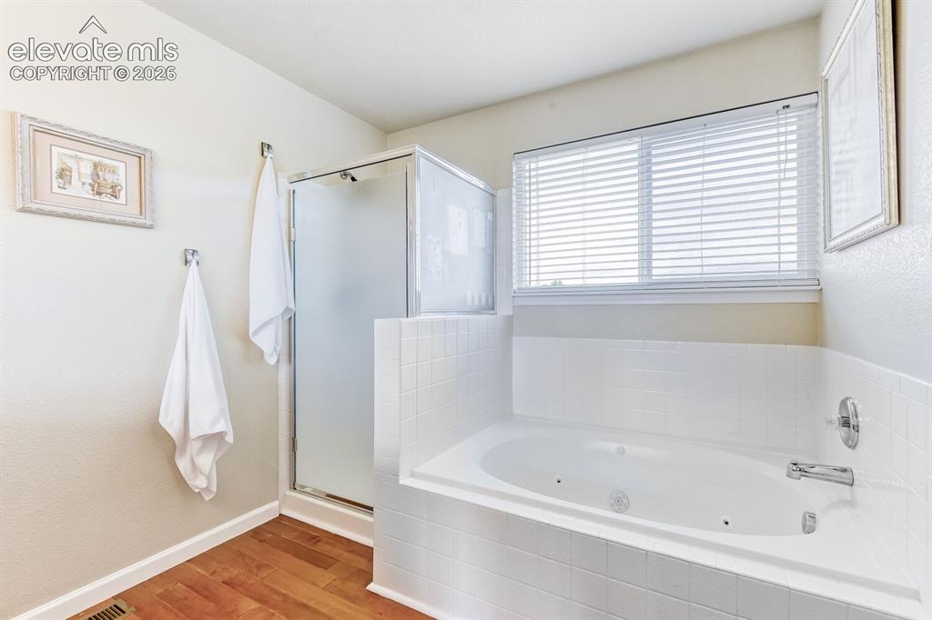 Image 16 of 28: Primary Bath