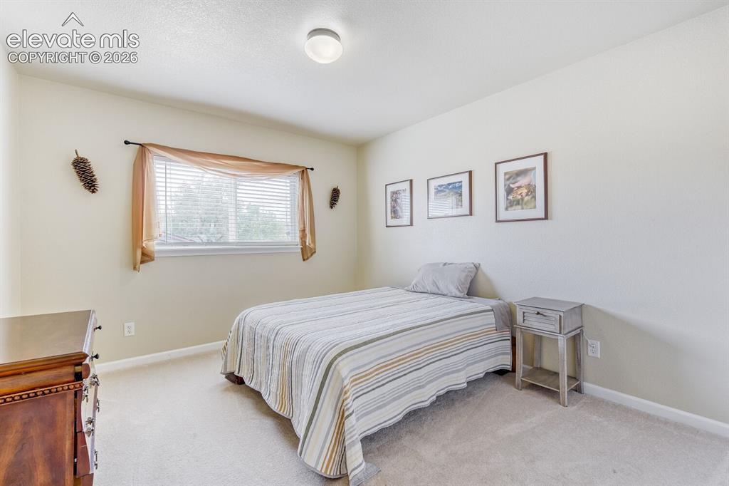 Image 18 of 28: Upstairs bedroom 2