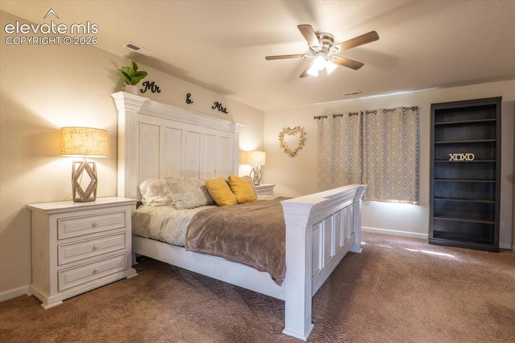 Image 3 of 50: BIG room can fit your BIG furniture