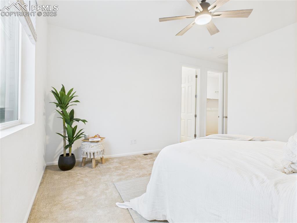 Image 10 of 22: Bedroom