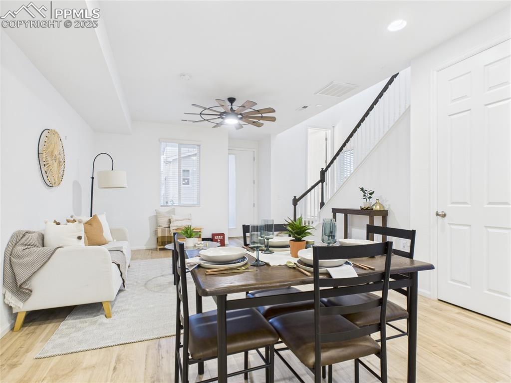 Image 5 of 22: Dining Area