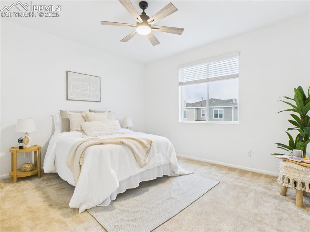 Image 8 of 22: Bedroom