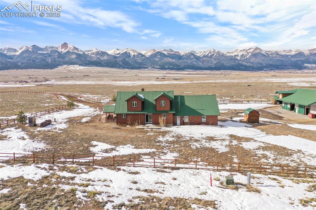 Image 46 of 50: Property view of mountains