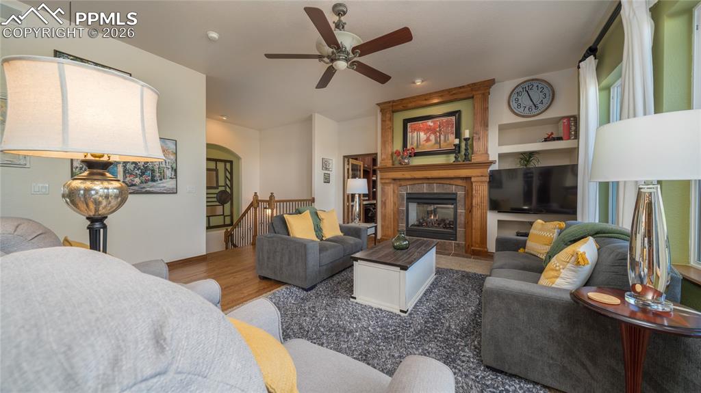 Image 13 of 42: Living Room