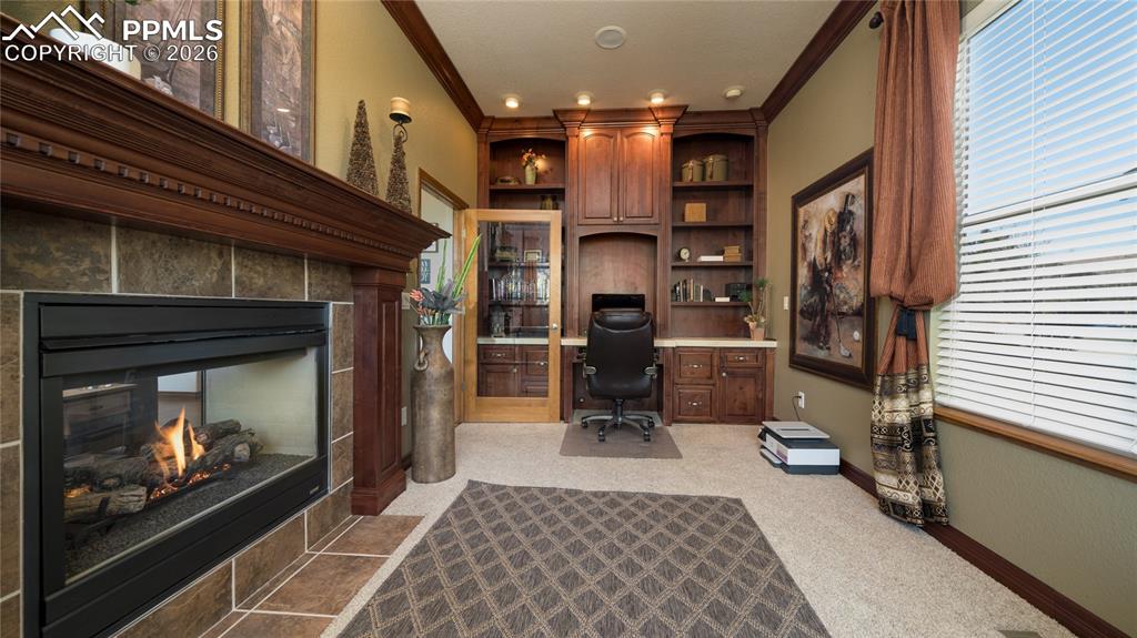 Image 15 of 42: Office