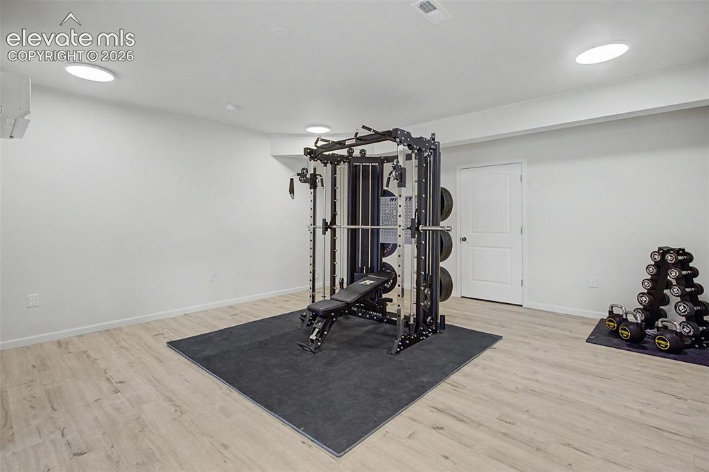 Image 35 of 39: Exercise Room