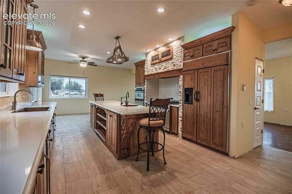Image 11 of 46: Kitchen