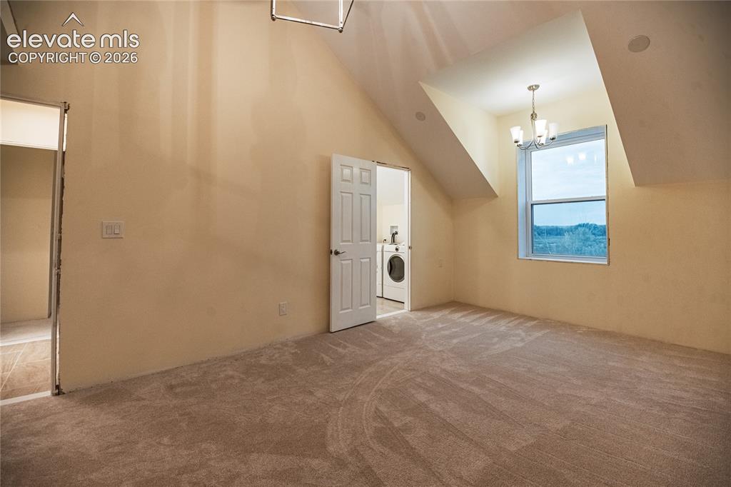 Image 19 of 46: Bonus Room