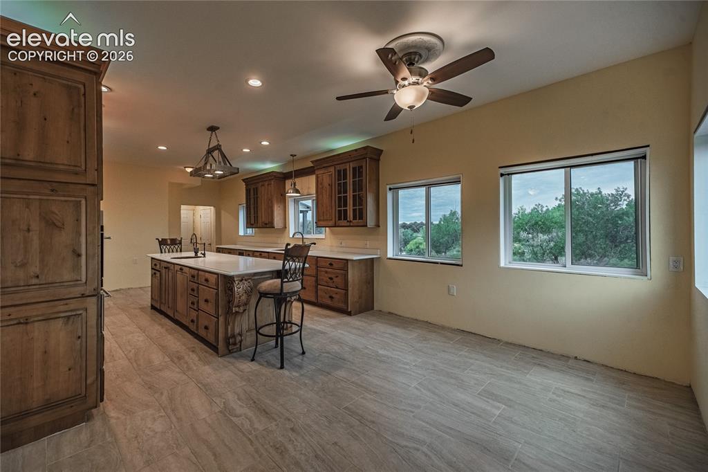 Image 7 of 46: Kitchen
