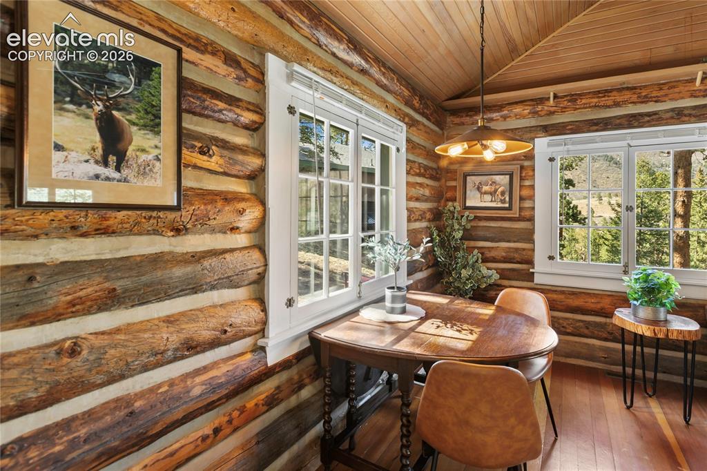 Image 14 of 38: Look at the quality of this home!