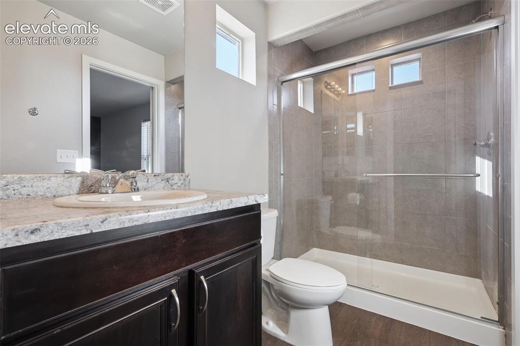 Image 19 of 33: Master Bathroom