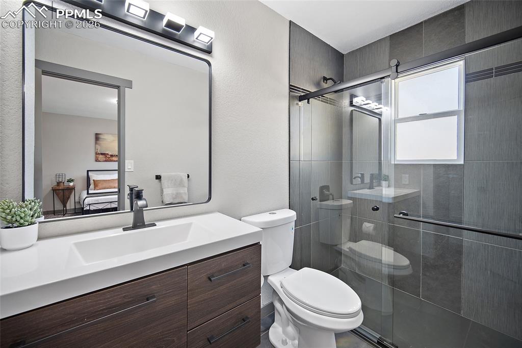 Image 16 of 26: Master Bathroom