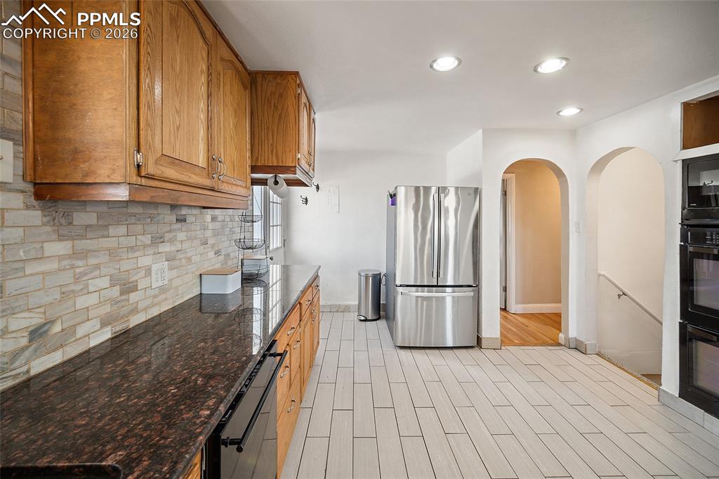 Image 19 of 50: No Description Available