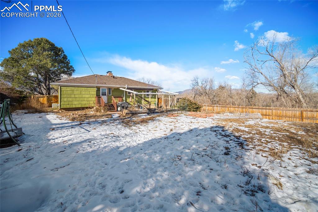 Image 38 of 50: No Description Available