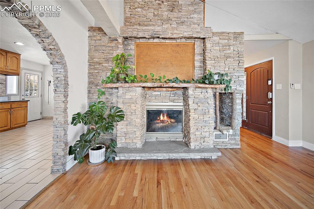 Image 6 of 50: No Description Available