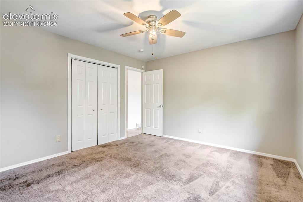 Image 15 of 41: Bedroom