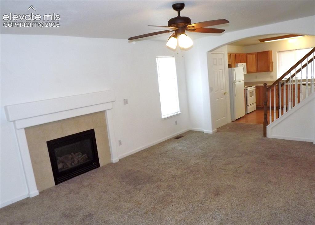 Image 3 of 19: Living Room
