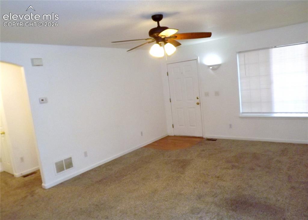 Image 5 of 19: Living Room