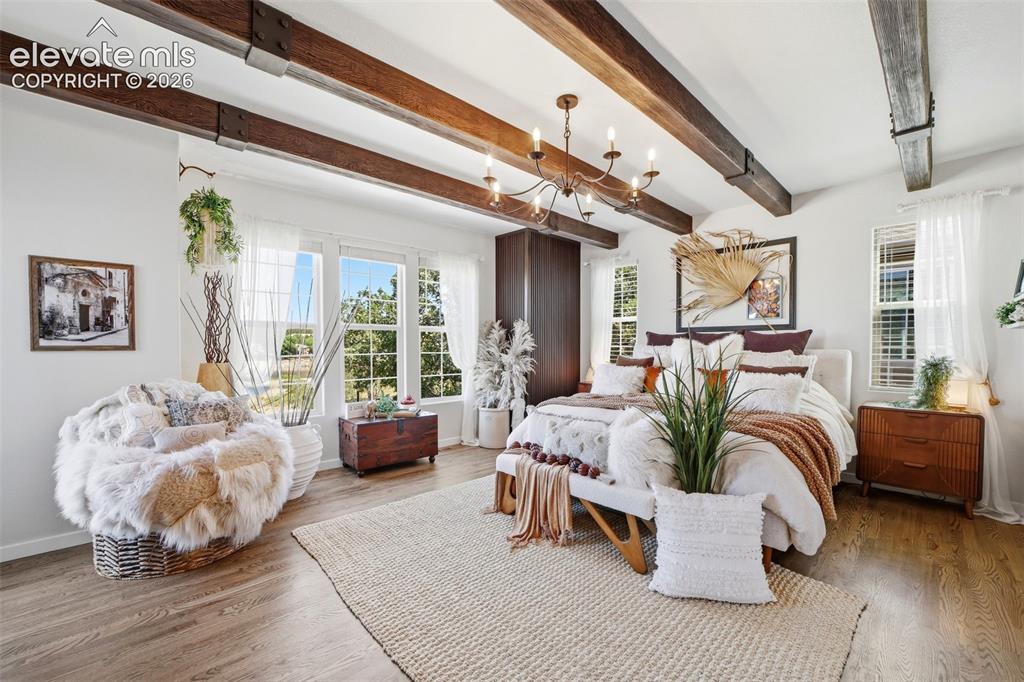 Image 17 of 50: Dramatic open space with lake views