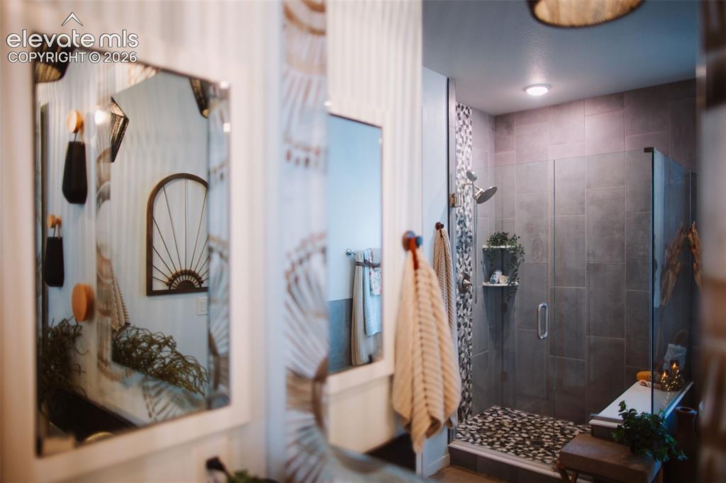 Image 23 of 50: Your own personal spa awaits you