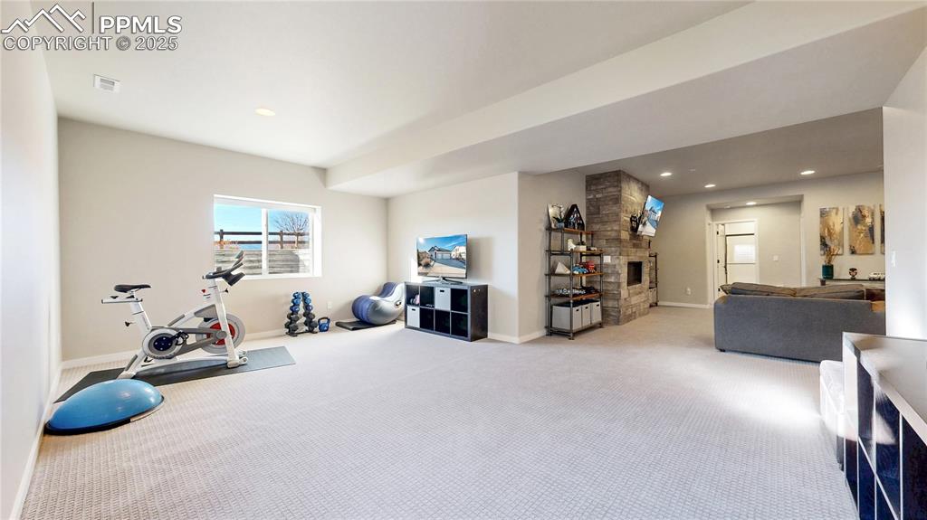 Image 25 of 50: Exercise Room