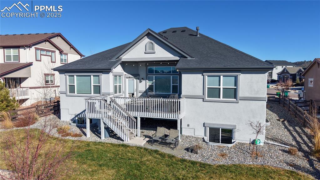 Image 48 of 50: Back of Structure