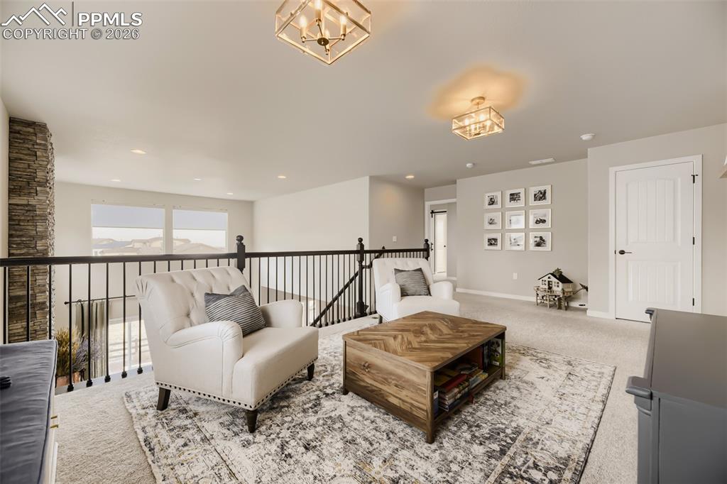 Image 17 of 41: Living Room