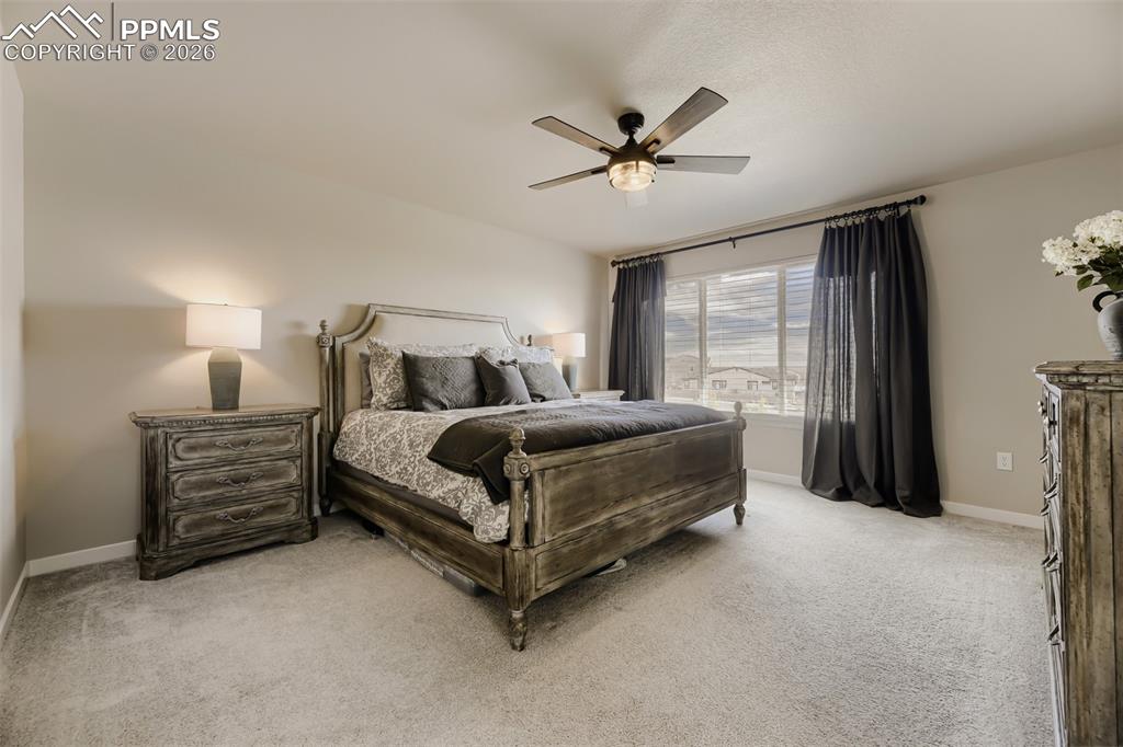 Image 19 of 41: Bathroom