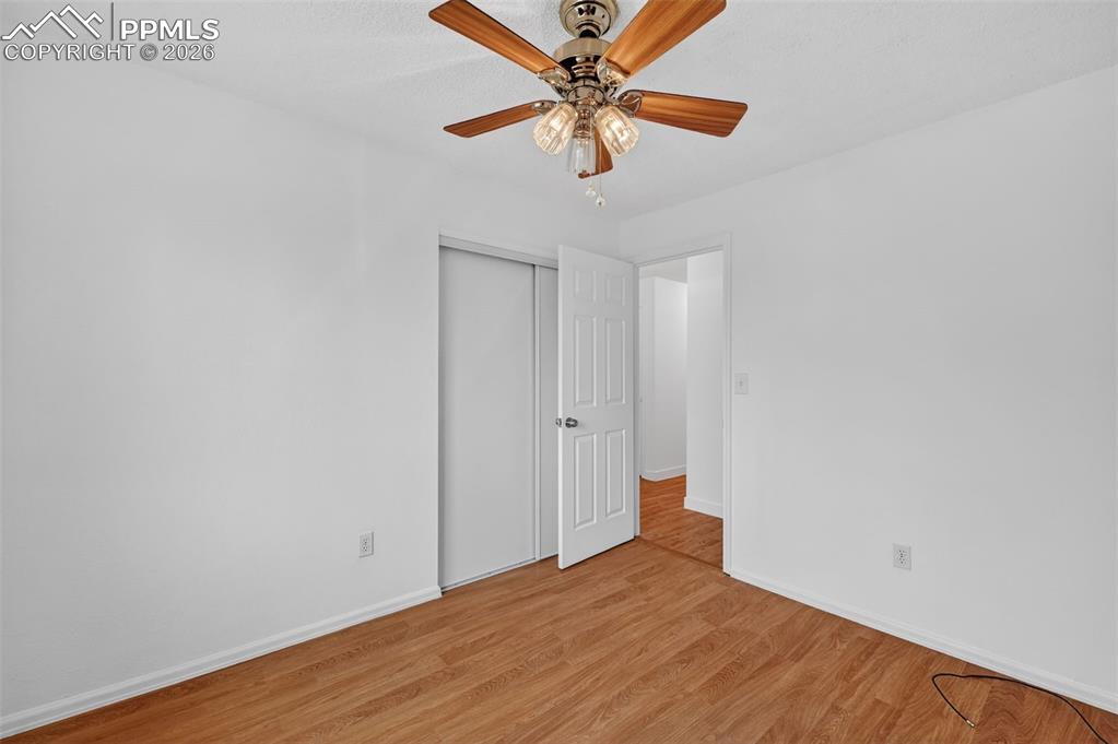 Image 22 of 41: Bedroom