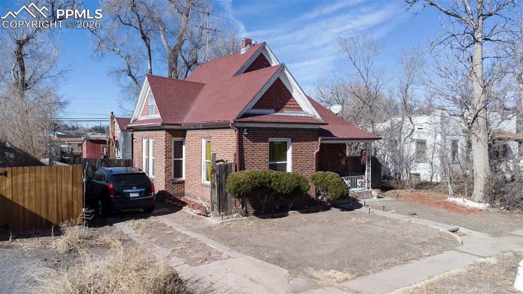 Image 29 of 32: Front of Structure