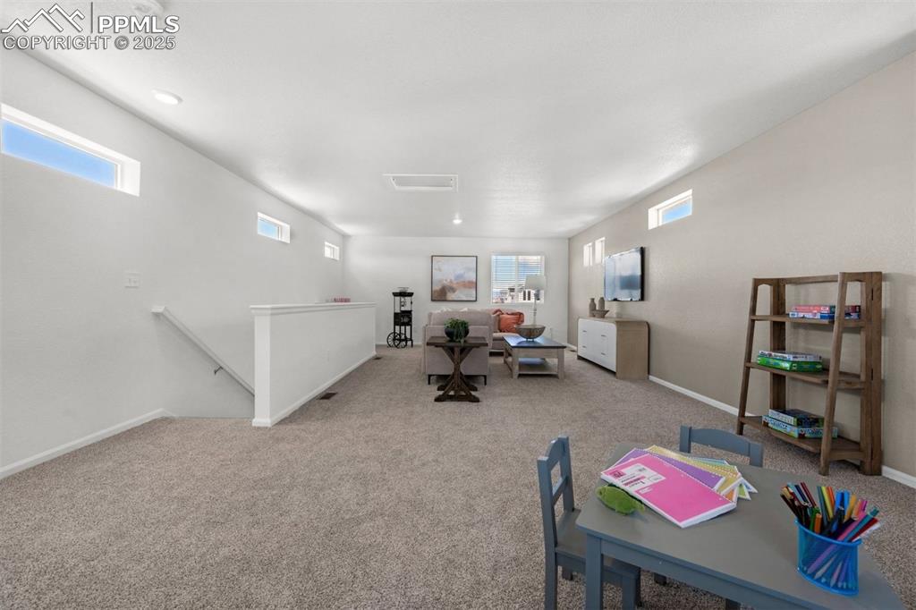 Image 30 of 33: No Description Available