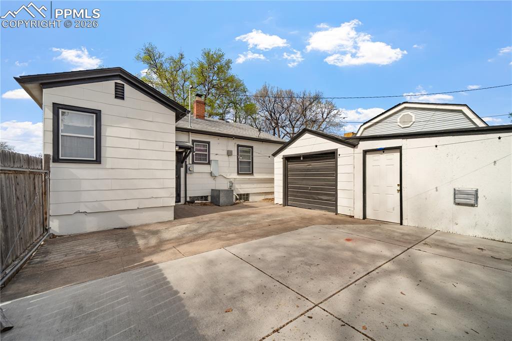 Image 24 of 27: Other