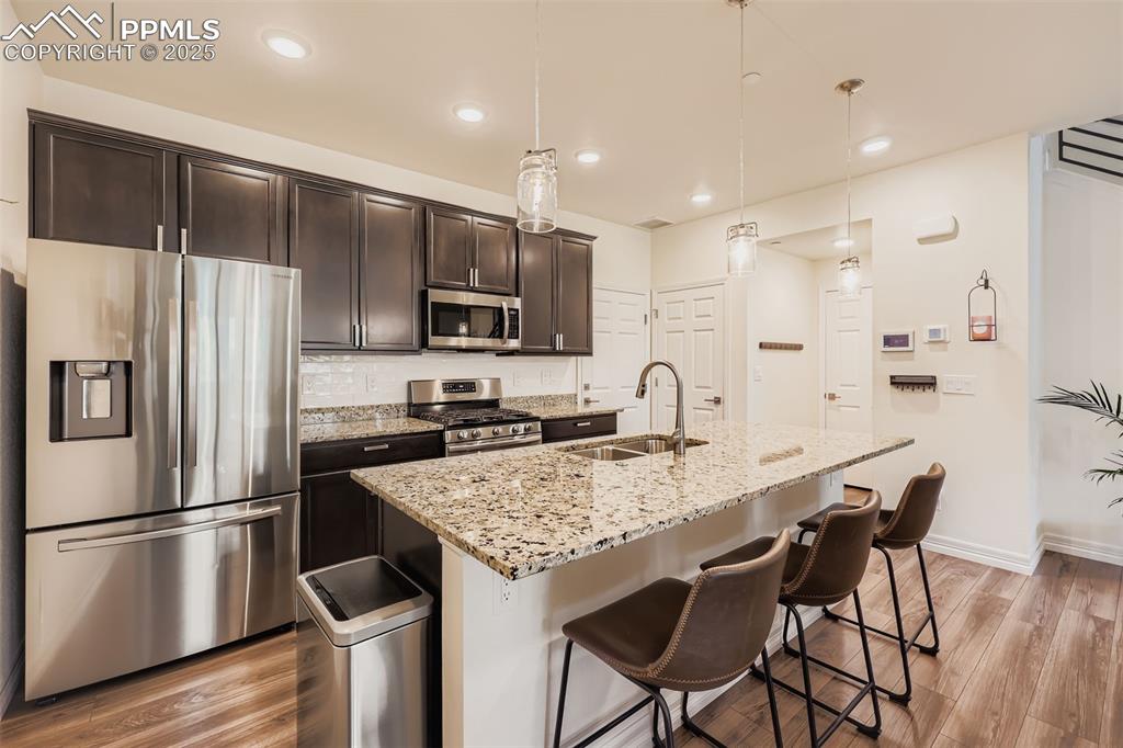 Image 10 of 28: Kitchen