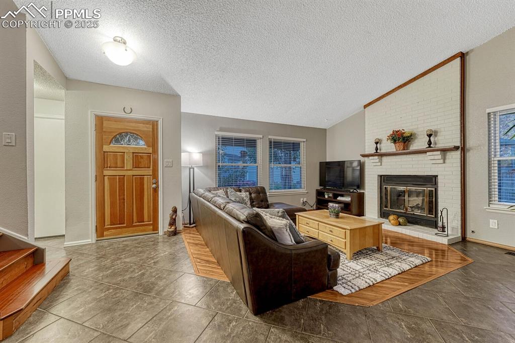 Image 7 of 48: Living Room