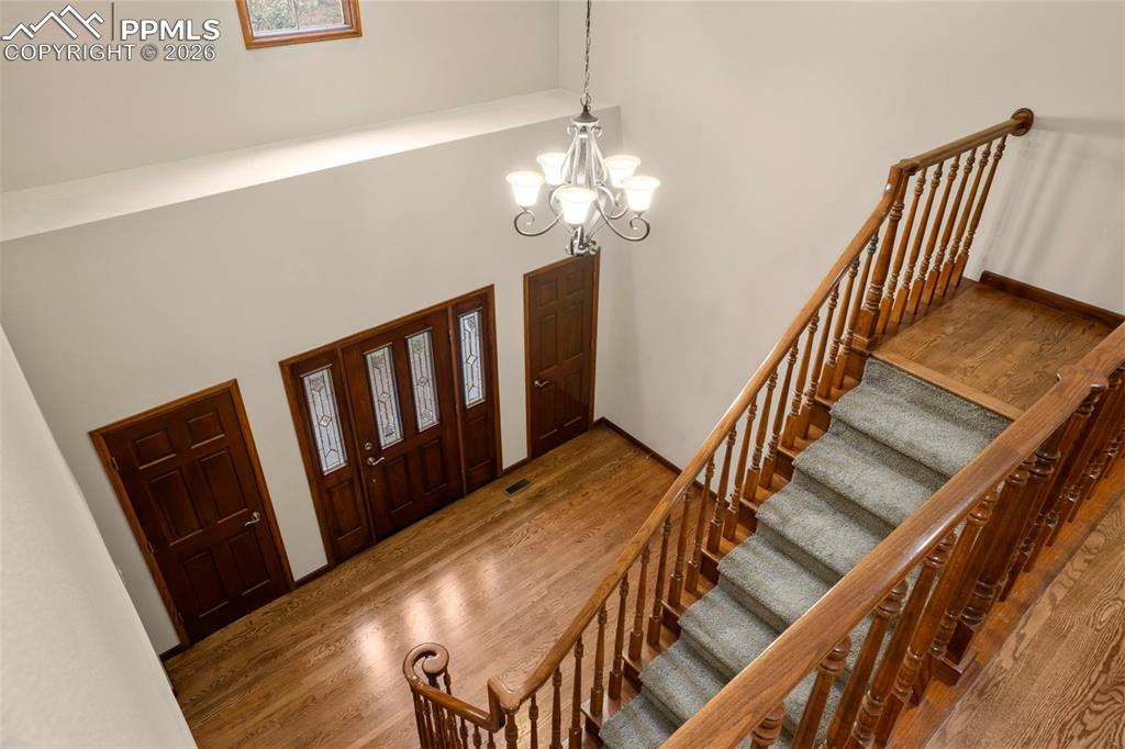 Image 12 of 29: Entry