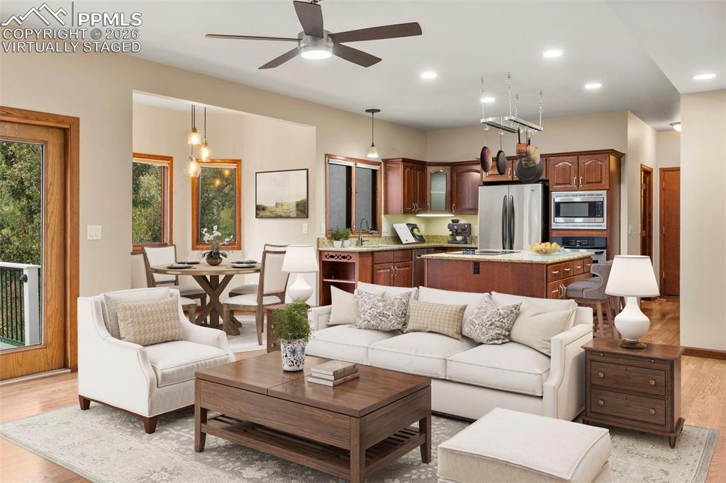 Image 2 of 29: Virtually Staged