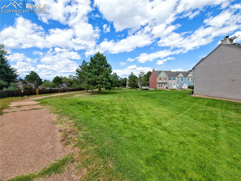 Listing 9308848, Image 4 of 37