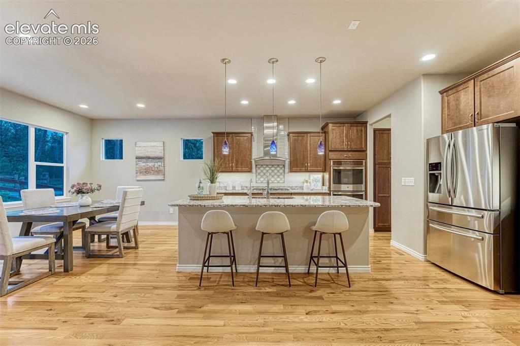 Image 11 of 29: Kitchen