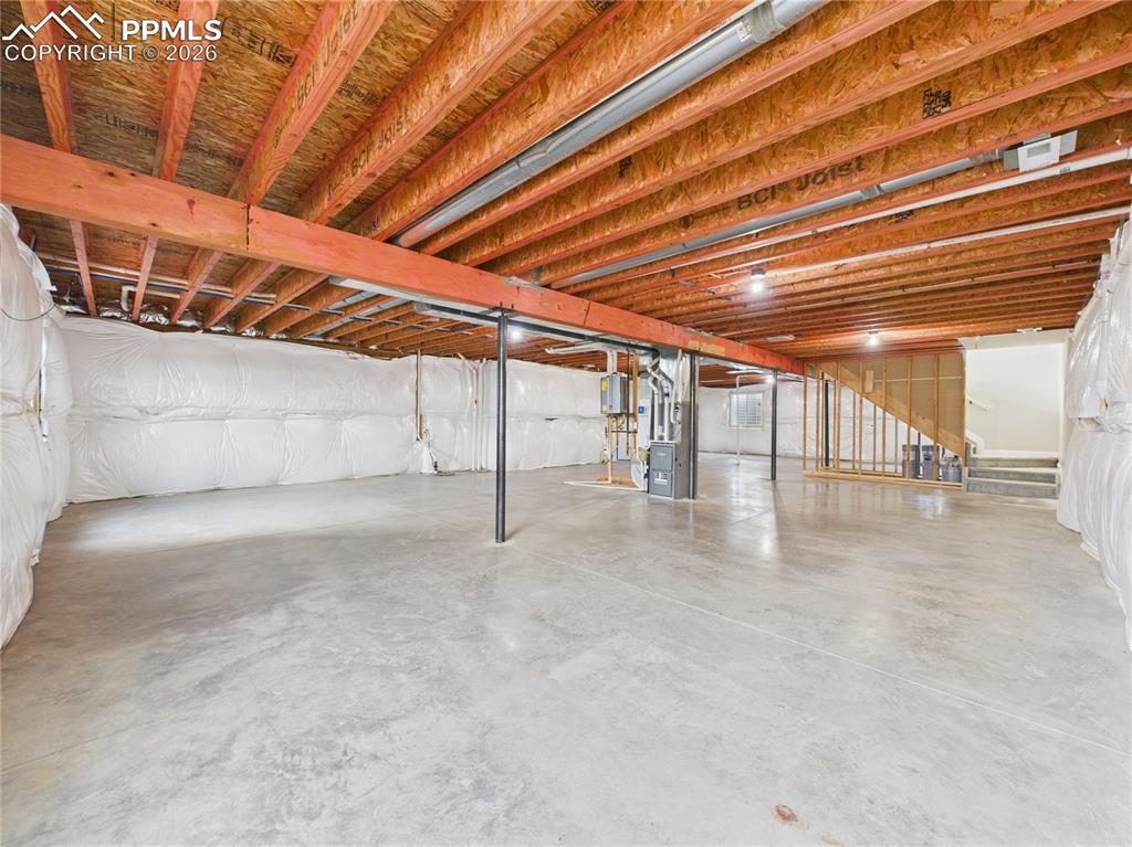 Image 33 of 40: Basement