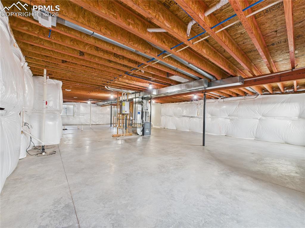 Image 34 of 40: Basement