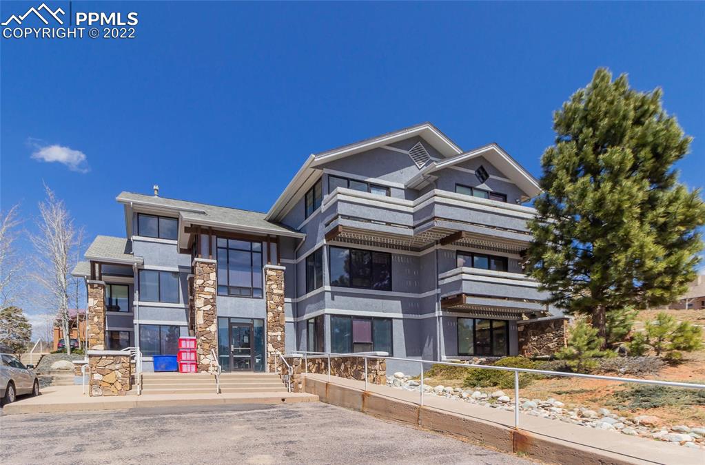 Listing 9314846, Image 1 of 13