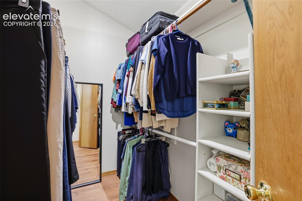 Image 22 of 42: Walk-In Closets