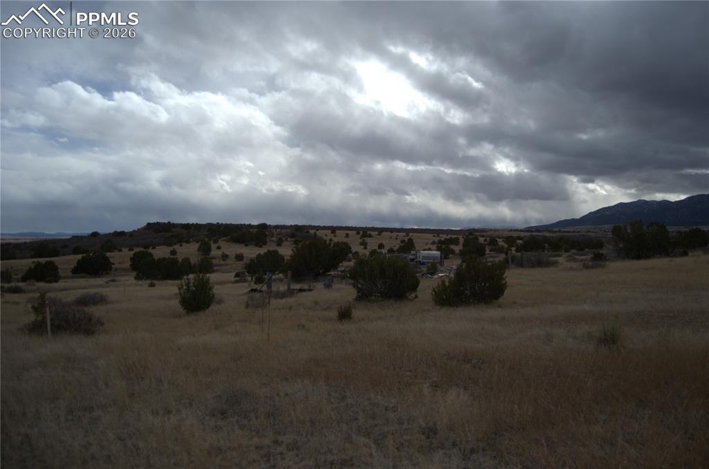 Image 7 of 10: View