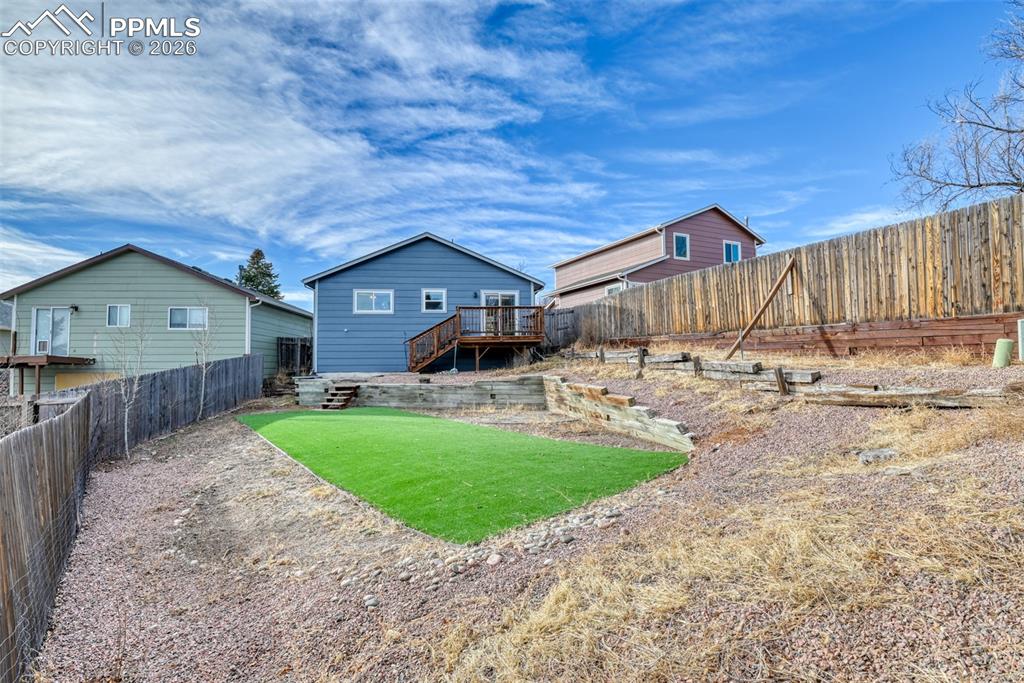 Image 37 of 41: Back of Structure