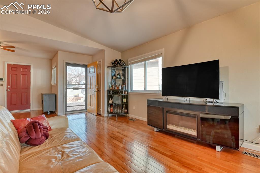 Image 8 of 41: Living Room