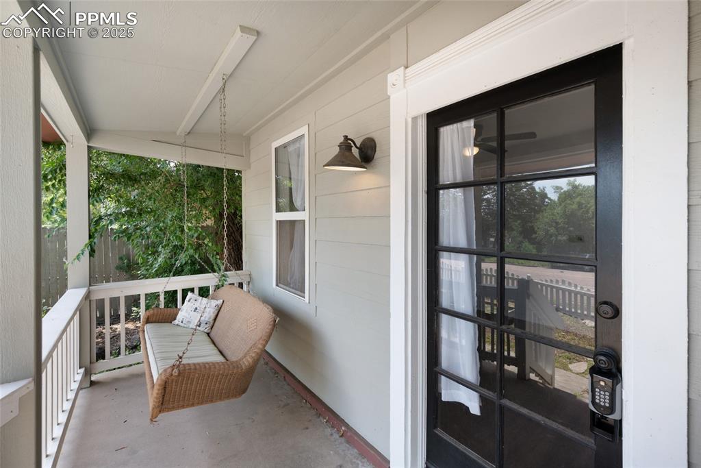 Image 3 of 31: Front of Structure