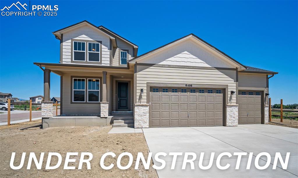 Caption: *Please note photos are of the model and not the actual home, though it is the same floorplan!
