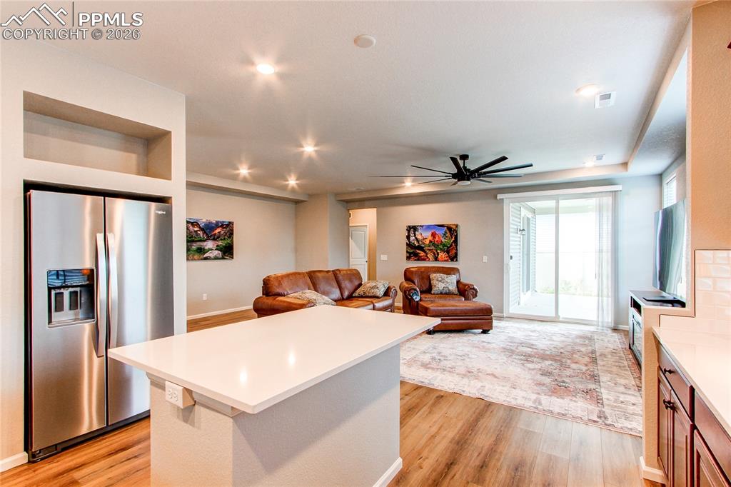 Image 13 of 31: Kitchen